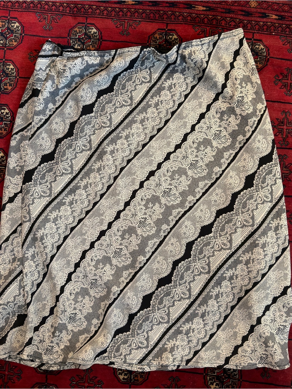Jessica Black and White Lace-Print Skirt